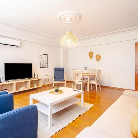 Splendid Flat With Central Location In Sisli Istanboel Buitenkant foto