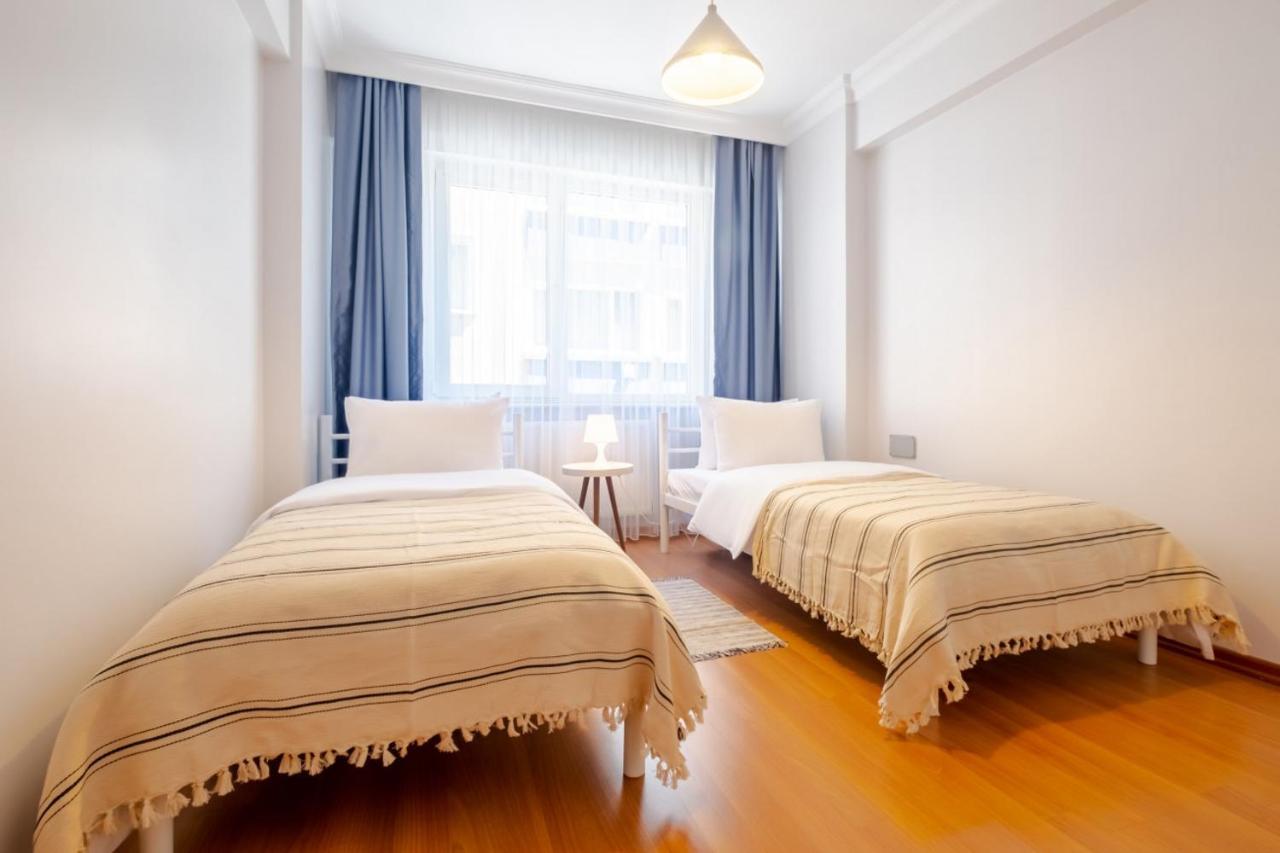 Splendid Flat With Central Location In Sisli Istanboel Buitenkant foto