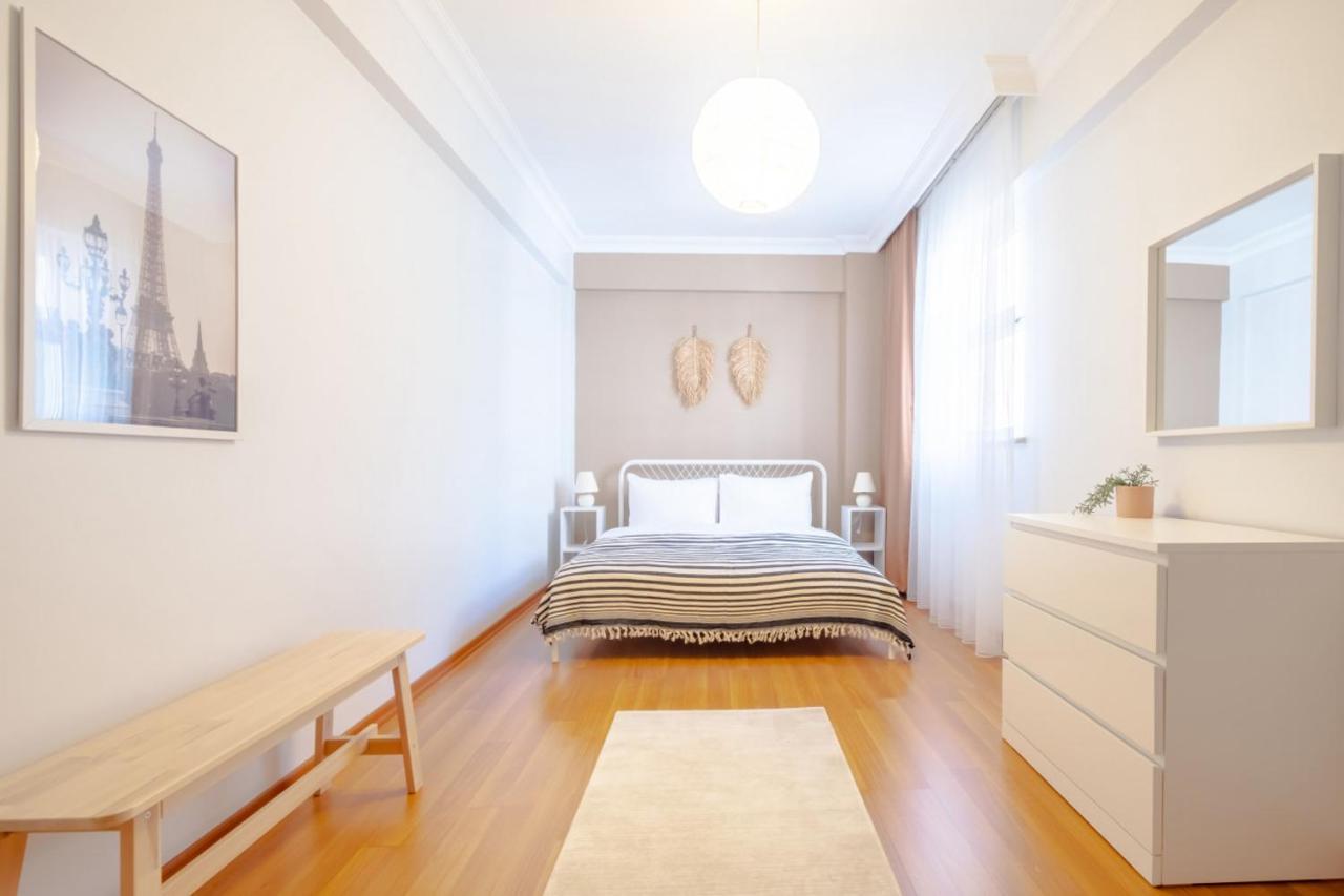 Splendid Flat With Central Location In Sisli Istanboel Buitenkant foto