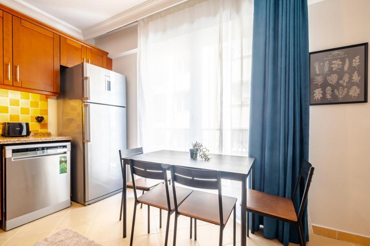 Splendid Flat With Central Location In Sisli Istanboel Buitenkant foto